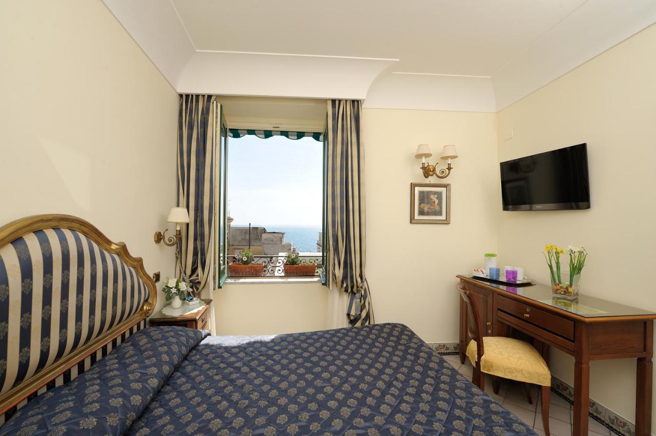 Amalfi Old Square Room & Apartments المظهر الخارجي الصورة