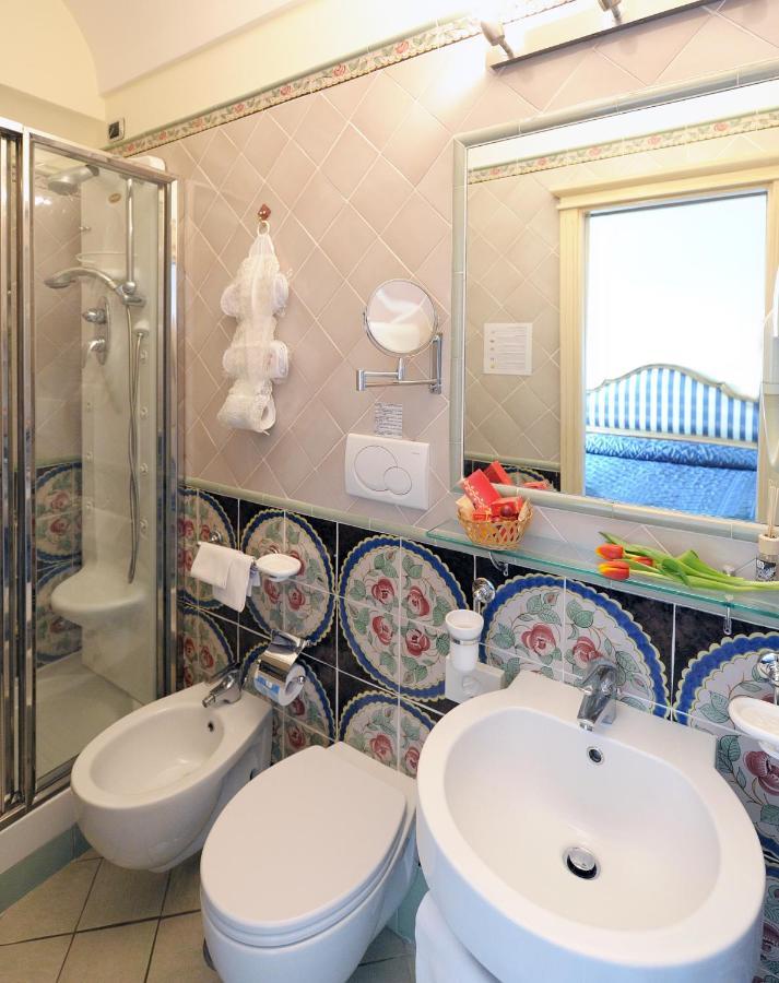 Amalfi Old Square Room & Apartments المظهر الخارجي الصورة