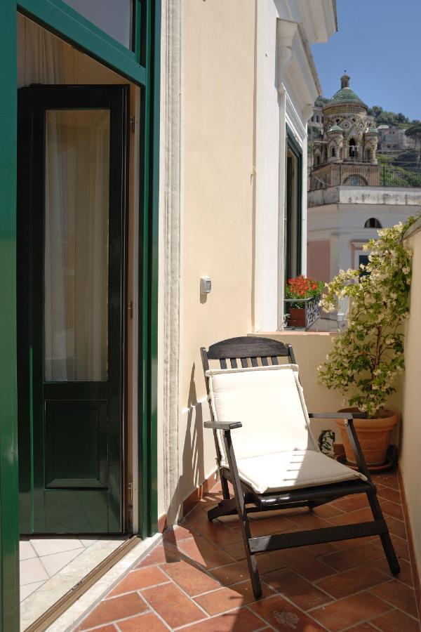 Amalfi Old Square Room & Apartments المظهر الخارجي الصورة