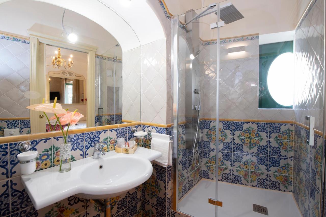 Amalfi Old Square Room & Apartments المظهر الخارجي الصورة
