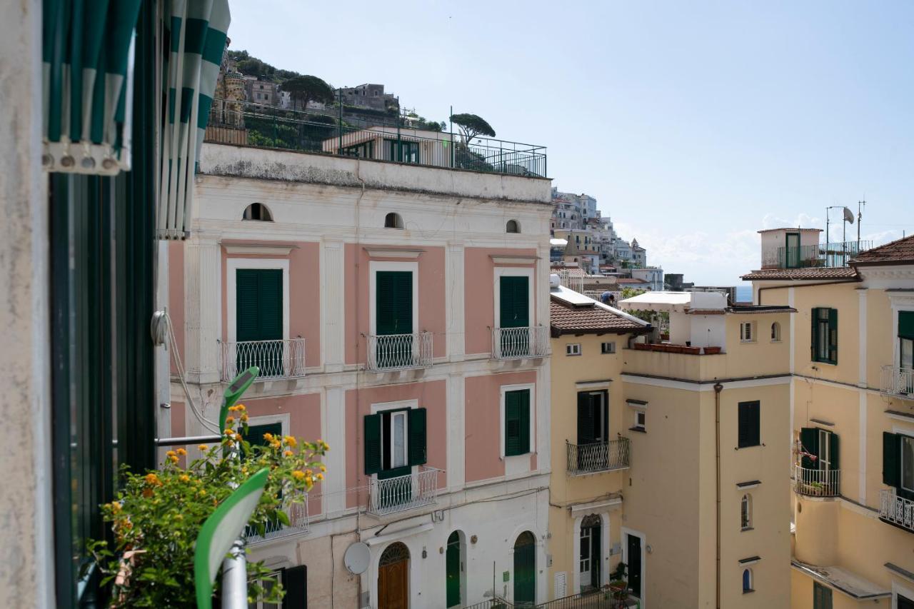 Amalfi Old Square Room & Apartments المظهر الخارجي الصورة