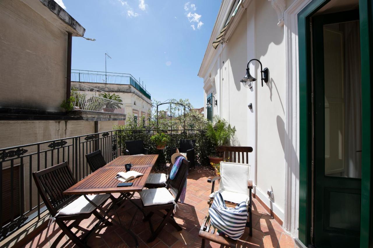 Amalfi Old Square Room & Apartments المظهر الخارجي الصورة