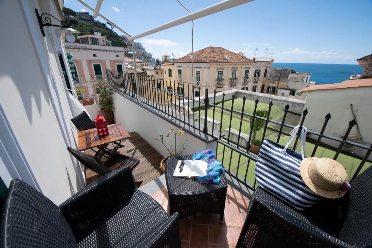 Amalfi Old Square Room & Apartments المظهر الخارجي الصورة