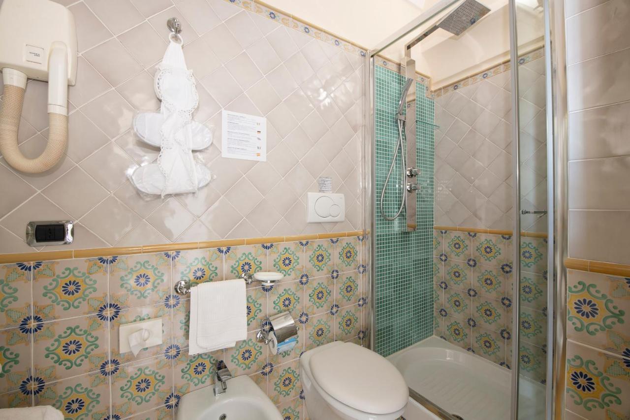 Amalfi Old Square Room & Apartments المظهر الخارجي الصورة