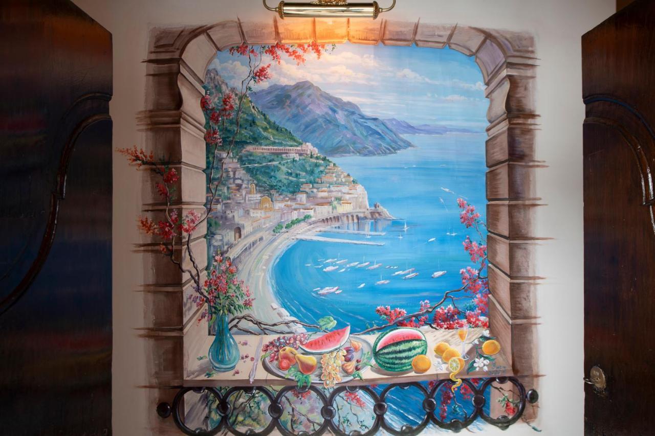 Amalfi Old Square Room & Apartments المظهر الخارجي الصورة